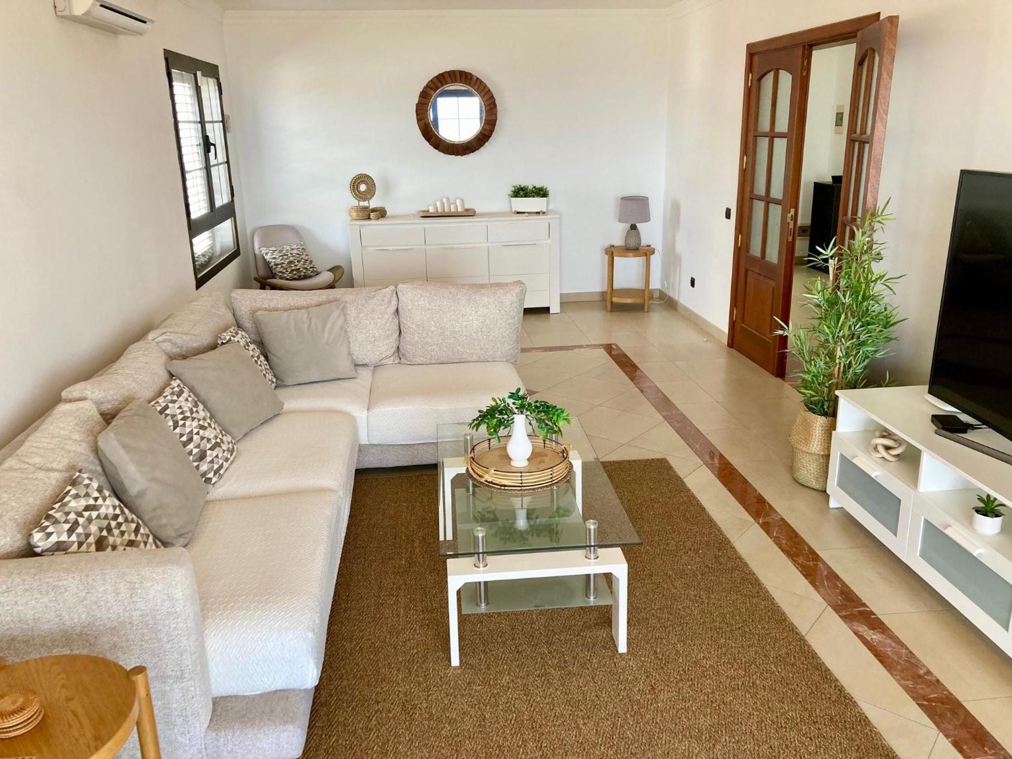Villa Honey Rose, Güime 外观 照片