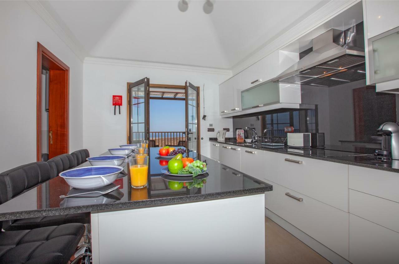 Villa Honey Rose, Güime 外观 照片